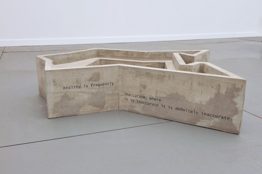 "The Solids (toward the Sonnet) #3", 2014 22 cm x 97 cm x 111 cm